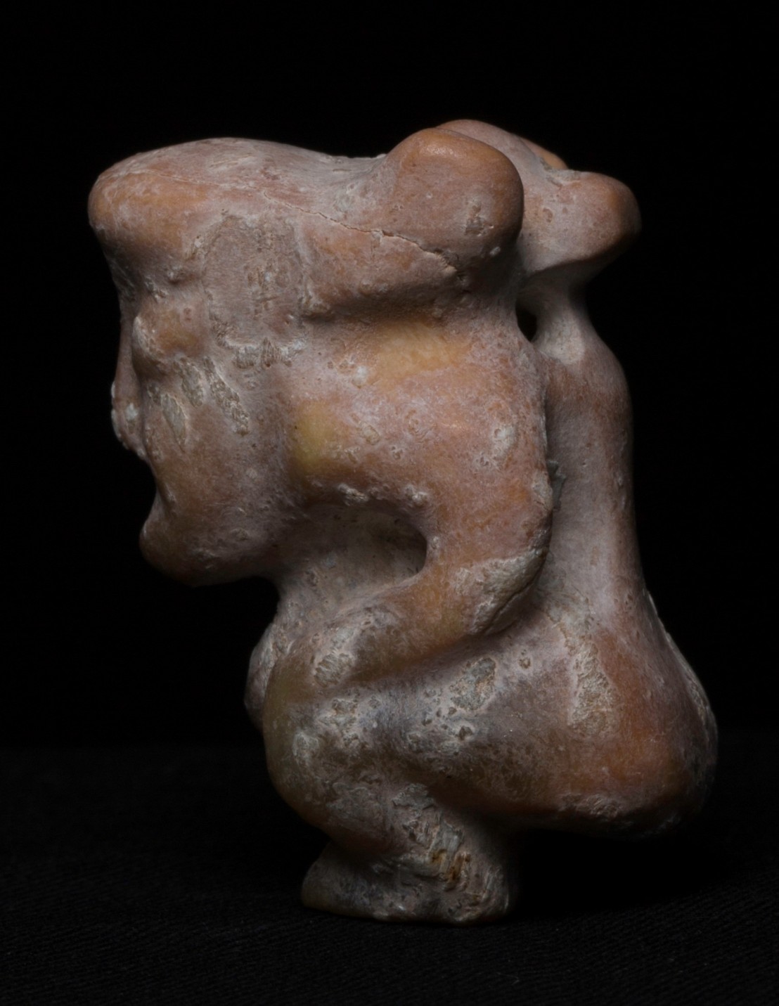 Hongshan zoomorphic with raised relief.1